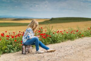Read more about the article My heart is like an empty house in which no one lives now
