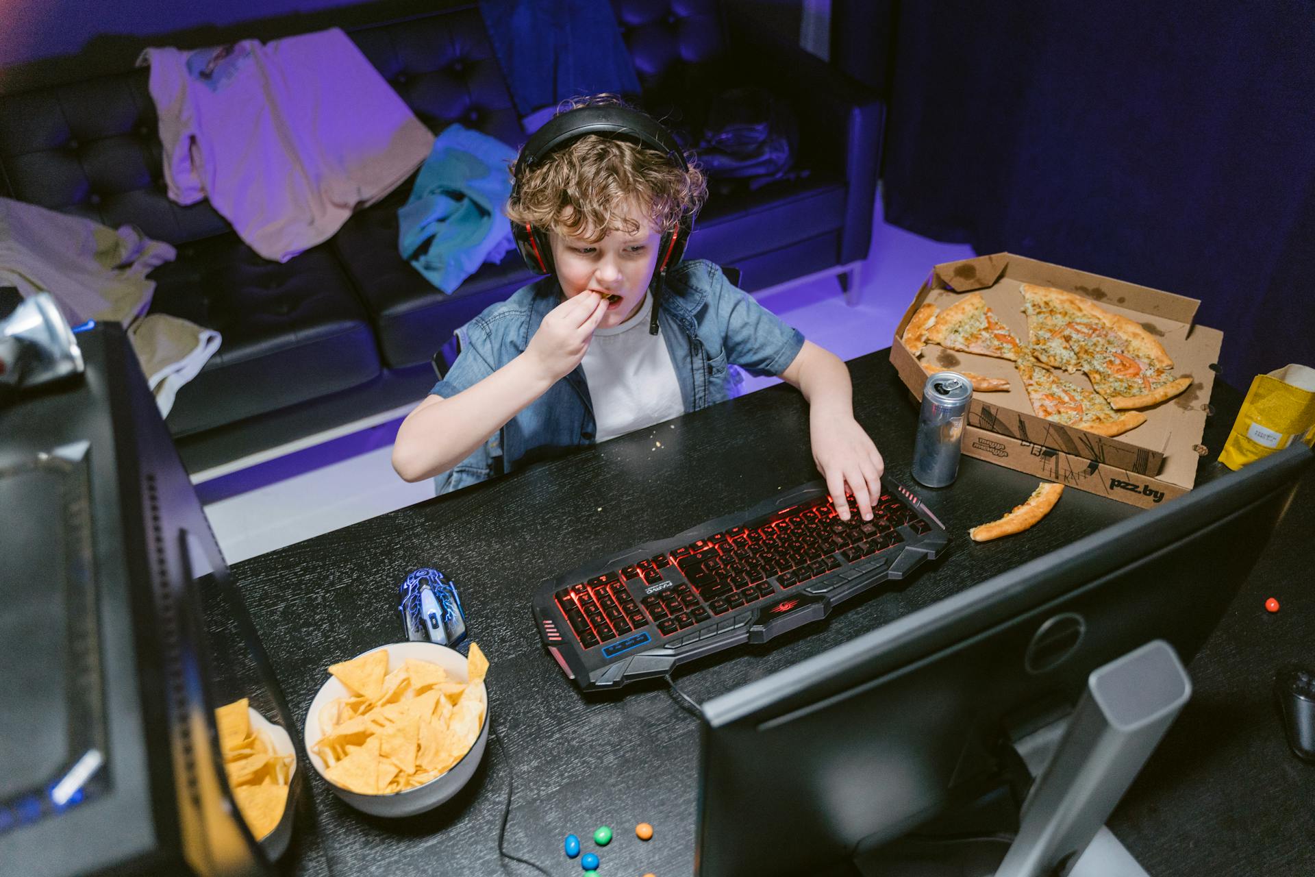 Read more about the article 50 UNHEALTHY FOODS FOR KIDS AGED 4-10 YEARS TO AVOID
