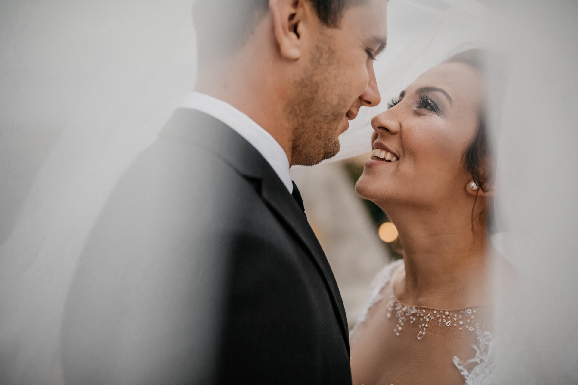 Read more about the article What should we do now that our heart has become a stranger